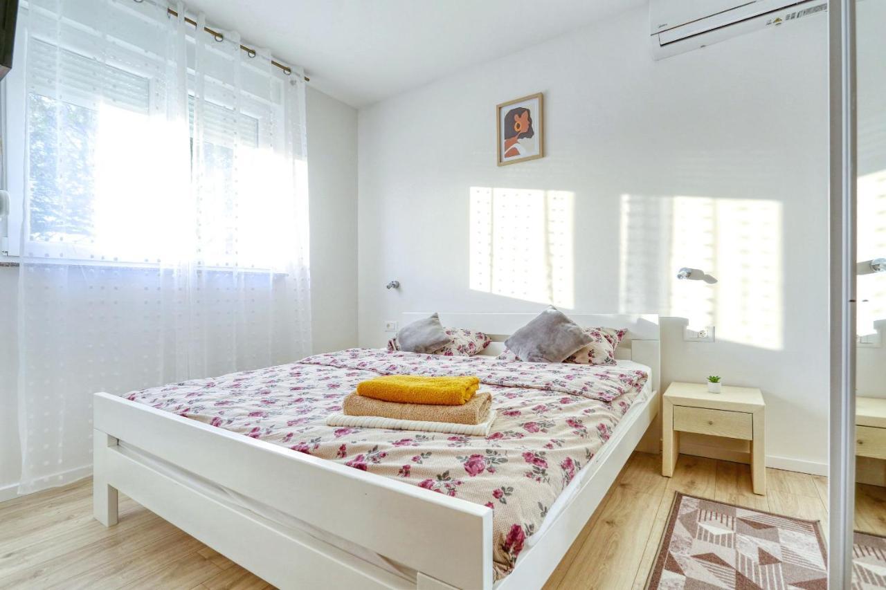 Holidayhouse Alirio With Heated Pool. 沃希 外观 照片