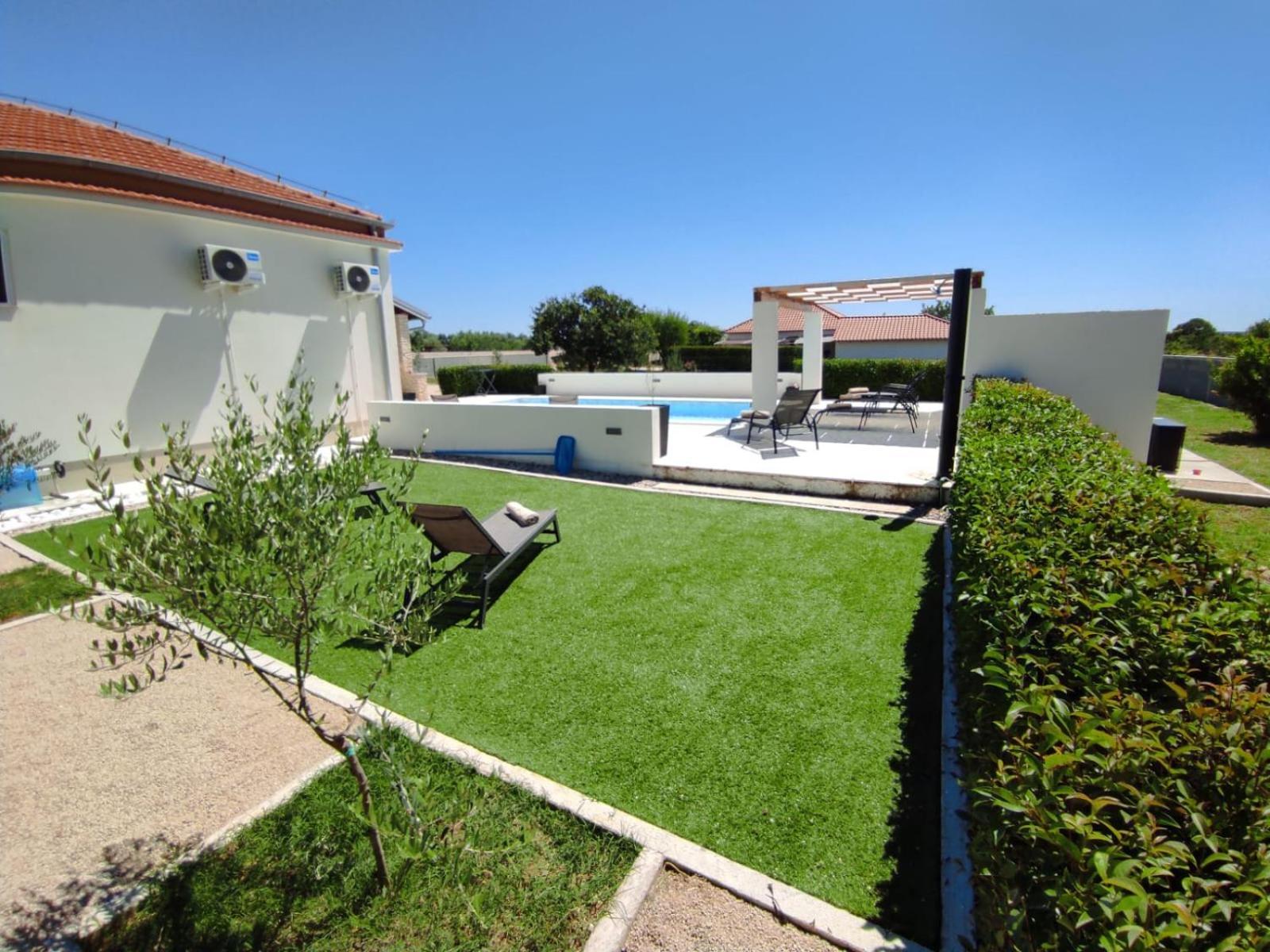 Holidayhouse Alirio With Heated Pool. 沃希 外观 照片